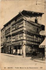 Bourg Vieille Maison rue du Gouvernement