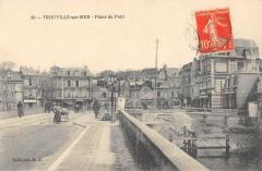 Trouville Sur Mer - Place Du Pont à Trouville-sur-Mer
