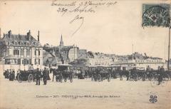 Trouville Sur Mer - Arrivee Des Bateaux à Trouville-sur-Mer