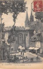 Chartres - La Porte Guillaume à Chartres