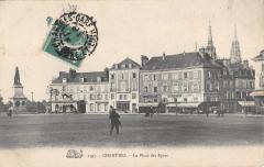 Chartres - La Place Des Epars à Chartres