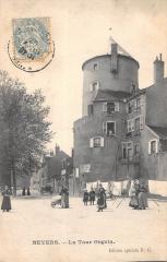 Nevers - La Tour Gauguin à Nevers