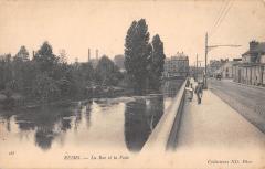 Reims - La Rue Et La Vesle à Reims