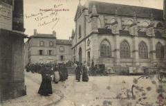 Fontonay sous Bois-Sortie de l'Eglise