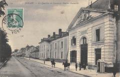 Joigny - Le Quartier De Cavalerie Dubois Thainville à Joigny