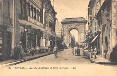 Nevers - Rue Des Ardillieres Et Porte De Paris à Nevers