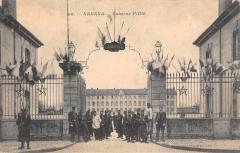 Nevers - Caserne Pittie à Nevers