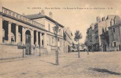 Angers - Place Des Halles - La Bourse Du Travail Et Rue Jules Guitton à Angers