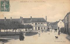 Maillebois - Un Vue Sur La Place à Maillebois