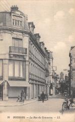Soissons - La Rue Du Commerce -
																					02200 Soissons
																			