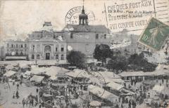 Le Mans - Place De La Republique Un Jour De Marche au Mans