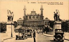 Carte postale ancienne Le Trocadéro et le Pont d'Iéna
                                                                     à Paris 7e
                                