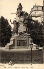 Carte postale ancienne Monument de Victor Hugo
                                                                     à Paris 16e
                                