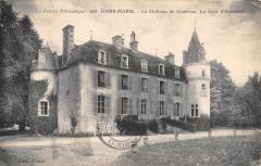 Dame Marie - Le Chateau De Couesme - La Cour D'Honneur