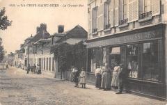 La Croix Saint Ouen - La Grande Rue