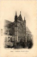 Sens la Cathedrale Portail de Moise
