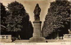 Avallon Statue de Vauban à Avallon
