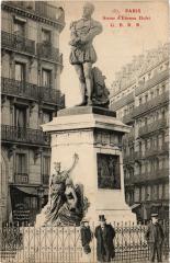 Paris Statue Etienne Dolet