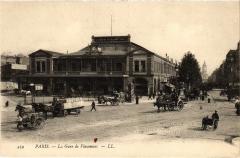 Carte postale ancienne La Gare de Vincennes
                                                                     à Paris 12e
                                