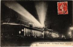 Paris la nuit Le Grand Palais