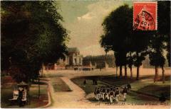 Versailles L'Avenue de Sceaux France -
																					78000 Versailles
																			