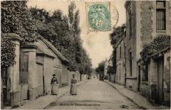 Entree de Verneuil s Seine France