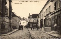 Maule Place de l'Eglise France -
																					78580 Maule
																			