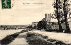 Mantes Quai de la Tour France -
													78 Yvelines
												
