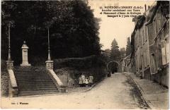 Montfort l'Amaury Escalier, Monument d'Anne France à Montfort-l'Amaury