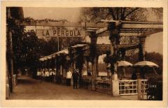Villennes s Seine La Pergola France