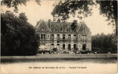 Bonnelles Facade principale le Chateau France à Bonnelles