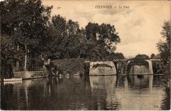 Villennes s Seine Le Pont France