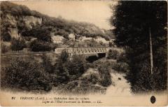 Vernou Habitation dans les rochers France