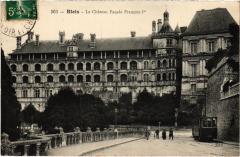 Blois Le Chateau Facade Francois Ier France