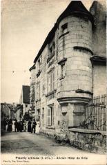 Preuilly Ancien Hotel de Ville France