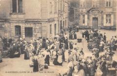 Saint Georges Sur Loire - Place Du Marche à Saint-Georges-sur-Loire