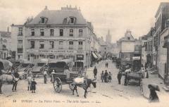 Douai - La Petite Place -
																					59500 Douai
																			