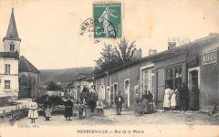 Herbeuville - Rue De La Mairie à Herbeuville