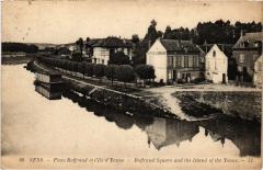 Sens Place Boffrand et l'Ile d'Yonne France -
													89 Yonne
												