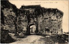 Vezelay La Porte Neuve France -
													89 Yonne
												