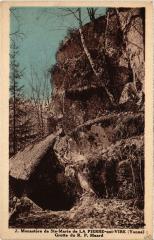 Pierre-qui-Vire Grotte du R.P.Muard France