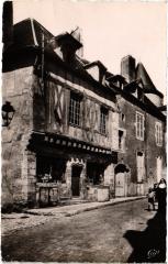 Avallon Maison du Xv siecle France à Avallon