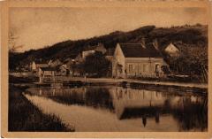 Mailly-la-Ville Le Canal du Nivernais et l'Ecluse France -
																					89270 Mailly-la-Ville
																			