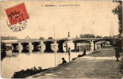 Auxerre Le Pont Paul Bert France à Auxerre