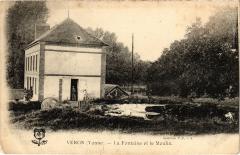 Veron La Fontaine et le Moulin France