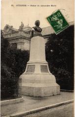 Auxerre Statue de Alexandre MArie France -
																					89290 Auxerre
																			