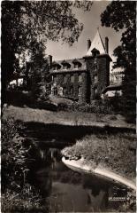 Vouziers Le Chateau de la Corre France -
													89 Yonne
												