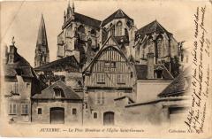 Auxerre La Place Mombrun et l'Eglise Saint-Germain France à Auxerre