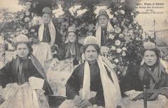 Pont L'Abbe - La Reine Des Brodeuses Et Ses Demoiselles D'Honneur à Pont-l'Abbé