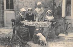 Histoire Du Costume En Normandie - Le Filet Dentelle A L'Aiguille -
													14 Calvados
												